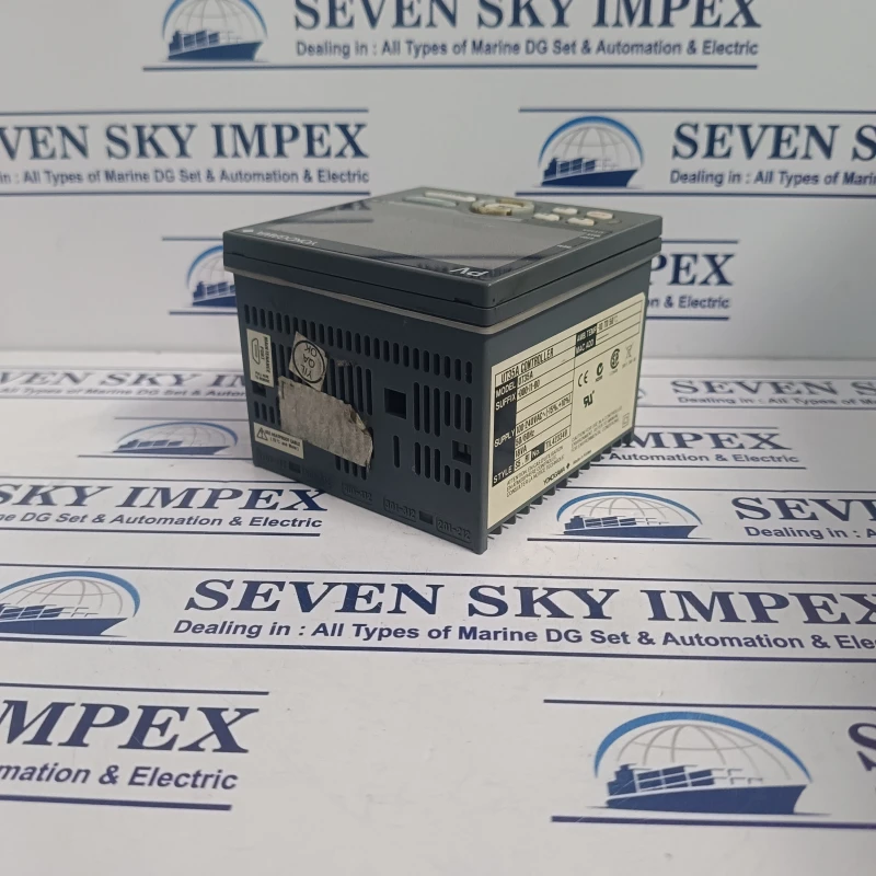 YOKOGAWA UT35A TEMPRATURE CONTROLLER -10 TO 50 C thumbnail 7